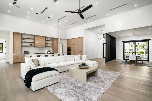 13-109 E Hayward Ave (12 of 71)