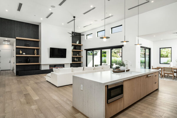 16-109 E Hayward Ave (15 of 71)
