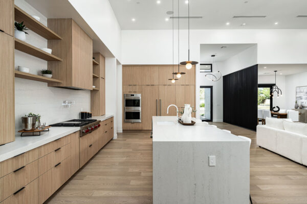 17-109 E Hayward Ave (16 of 71)