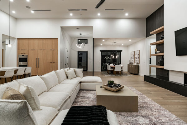 23-109 E Hayward Ave (22 of 71)