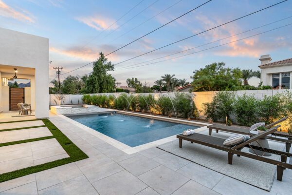 47-109 E Hayward Ave (46 of 71)