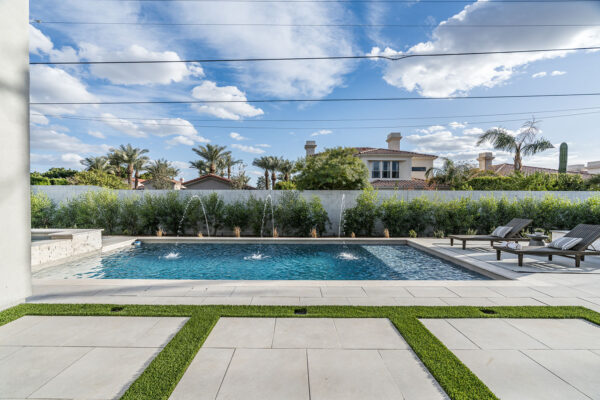 58-109 E Hayward Ave (56 of 71)
