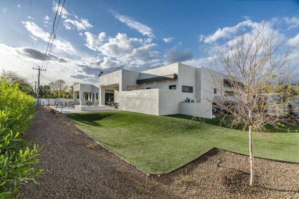 63-109 E Hayward Ave (61 of 71)