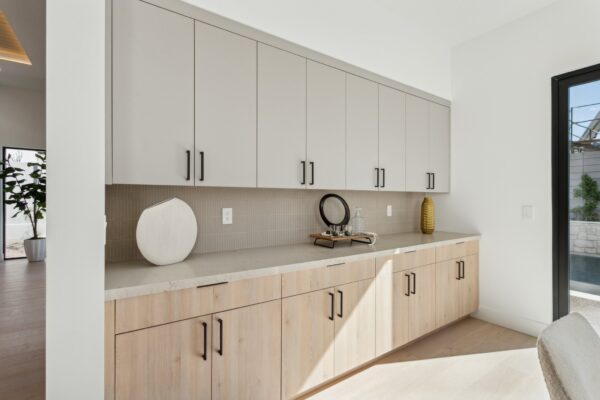 17-web-or-mls-1830-e-palmaire-ave