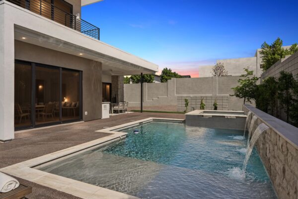 72-web-or-mls-1830-e-palmaire-ave