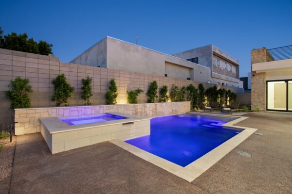 83-web-or-mls-1830-e-palmaire-ave