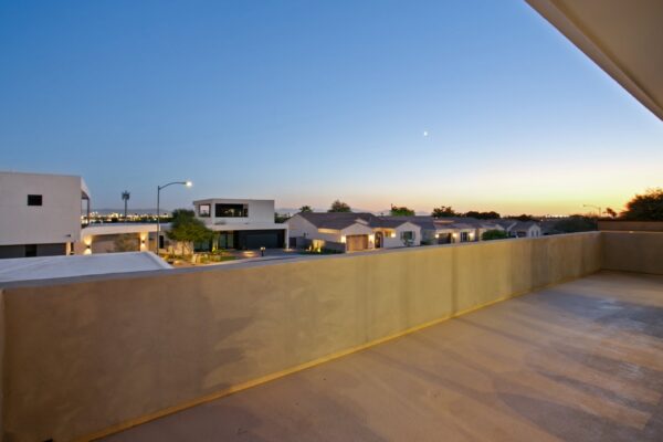 85-web-or-mls-1830-e-palmaire-ave