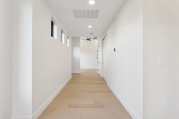 20-print-6346-n-10th-dr