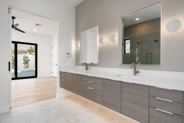 21-6345 N 10th Dr (21 of 38)