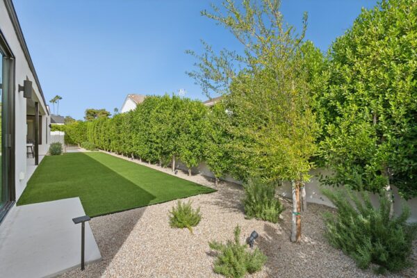 39-web-or-mls-6329-n-10th-dr (1)